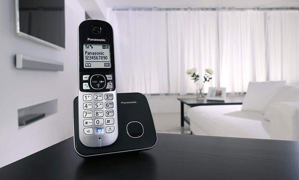 Panasonic KX-TG6811EB Single DECT Cordless Telephone with Large White LCD and Elegant Design